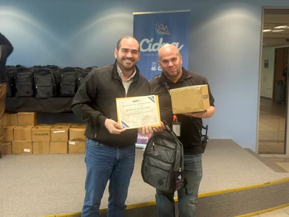 Certificado tras completar el adiestramiento, ofrecido mediante fondos de Homeland Security